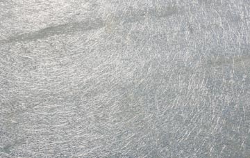 Nimmer laminate fibreglass or shingles?